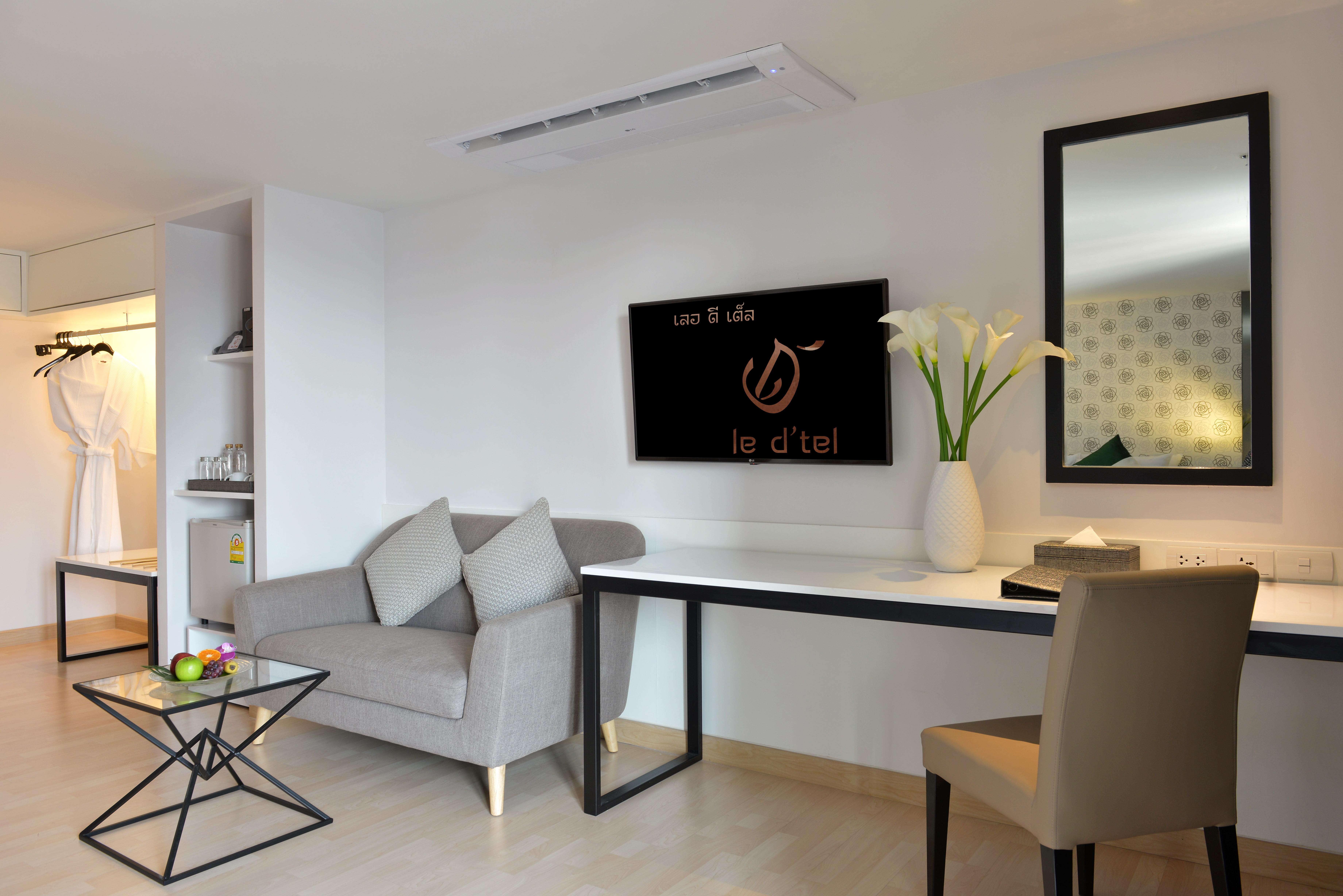 Le D'Tel Bangkok Hotell Eksteriør bilde Suite